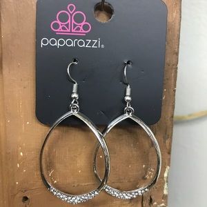 Paparazzi earrings